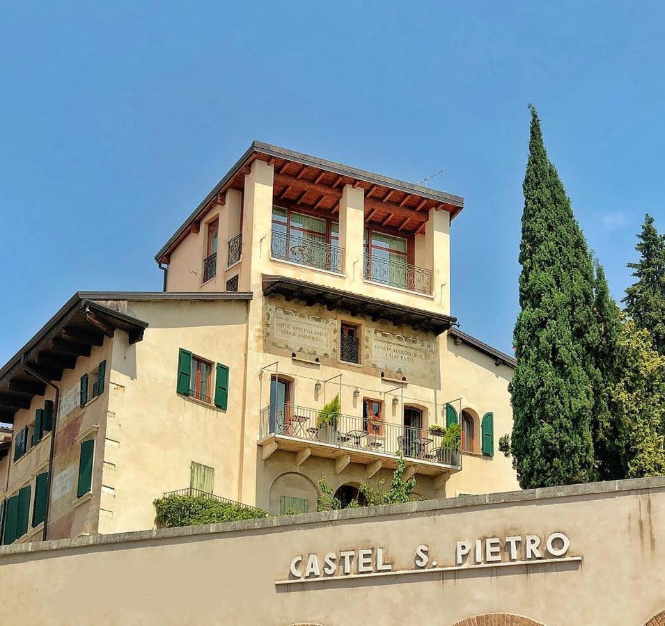 Relais Colle San Pietro Bed and Breakfast Verona Exteriör bild