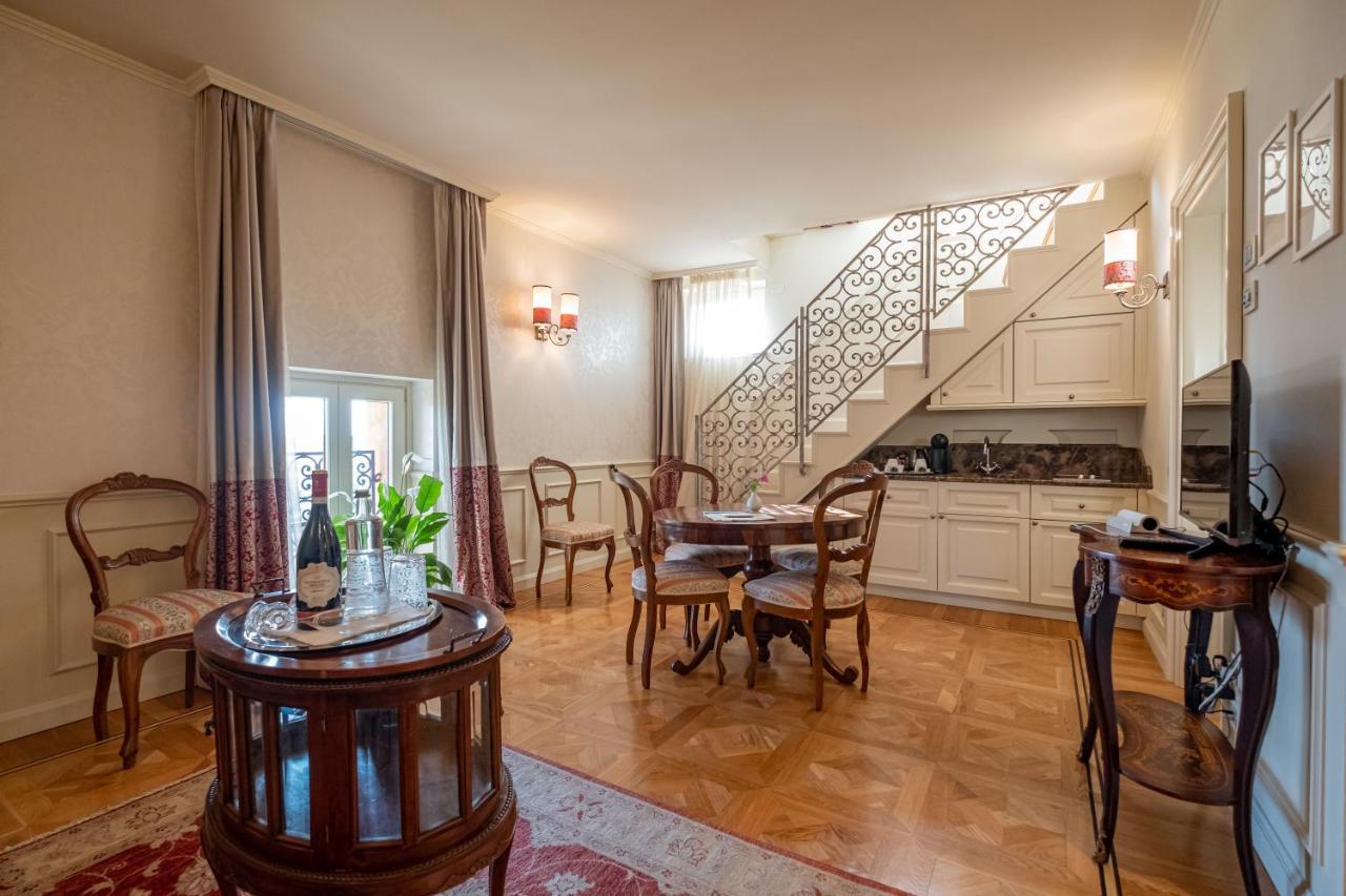 Relais Colle San Pietro Bed and Breakfast Verona Exteriör bild