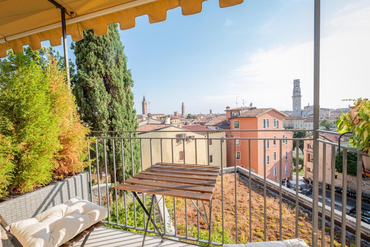 Relais Colle San Pietro Bed and Breakfast Verona Exteriör bild