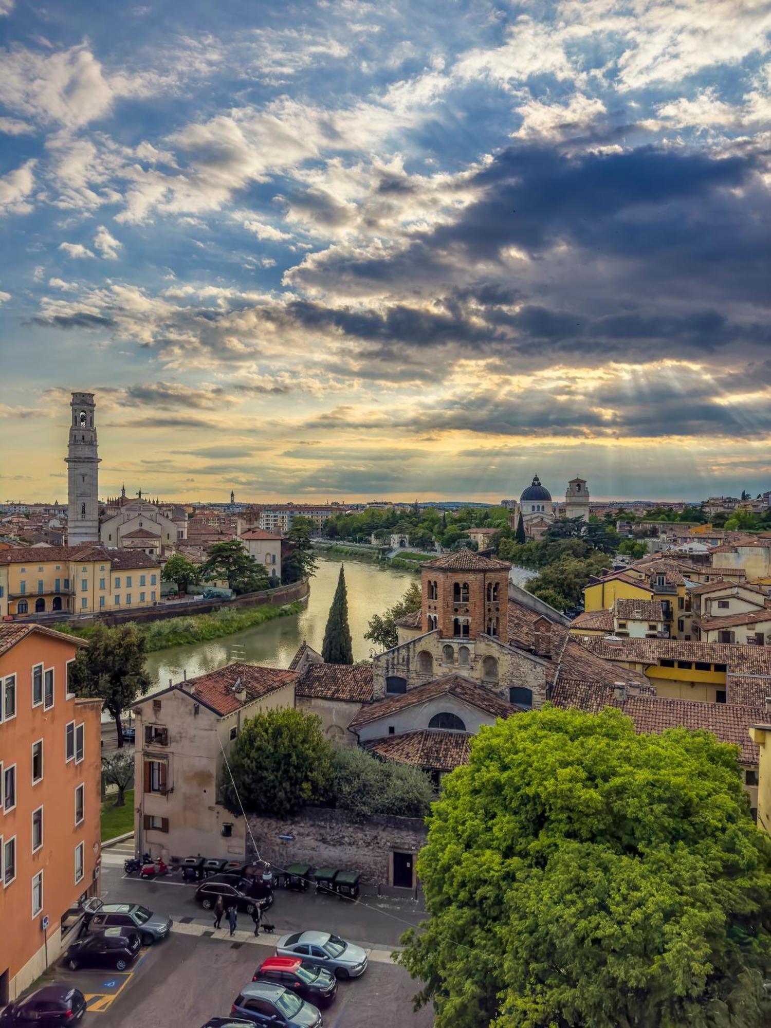 Relais Colle San Pietro Bed and Breakfast Verona Exteriör bild